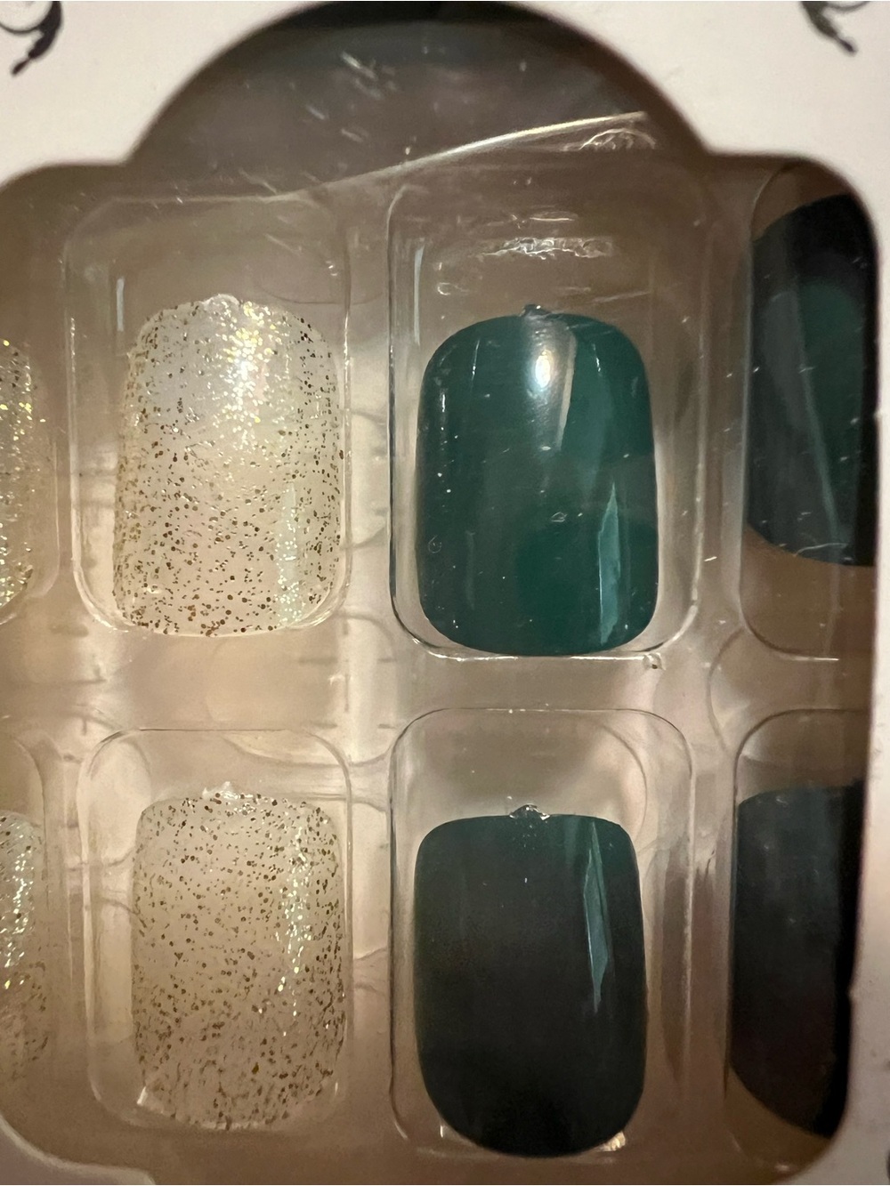 Press-On Nails Set in Dark Green and Glitter - False Nail